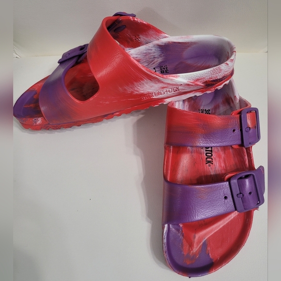 Birkenstock Women Red ,white and Purple Sandals Size 38 - Picture 6 of 9